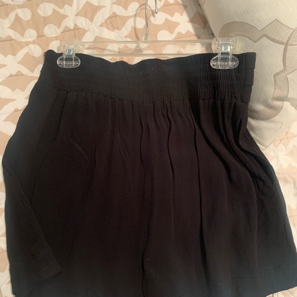 Anthropologie Kimchi Blue Flowy Shorts - Picture 4 of 6